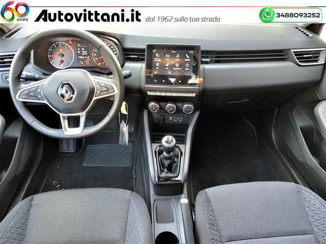 RENAULT Clio 00968039_VO38023207
