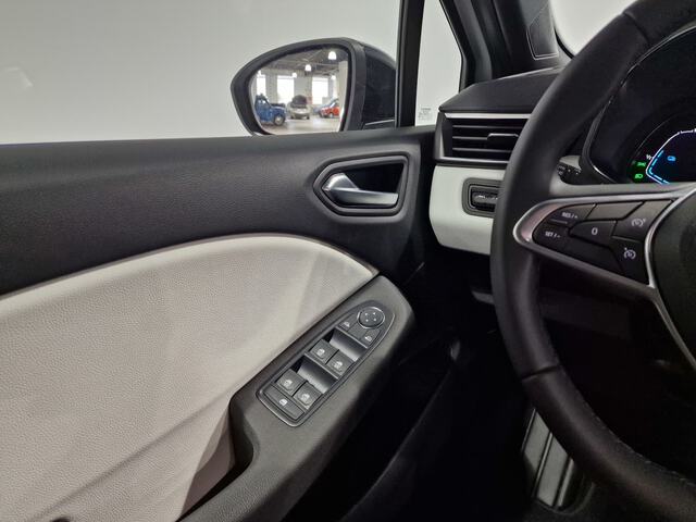 Inside Clio Híbrido  Blanco