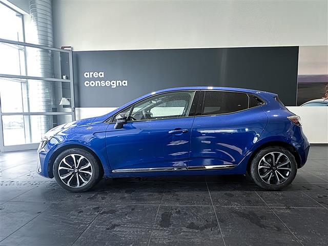 RENAULT Clio 00094596_VO38013437