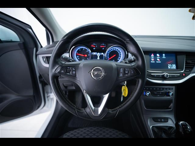OPEL Astra Sports Tourer 40001998_VO38053400