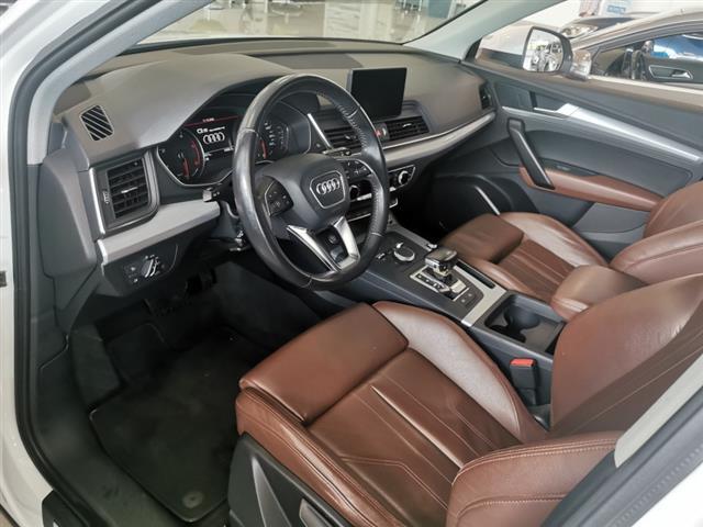 AUDI Q5 II 2017 00949273_VO38013353
