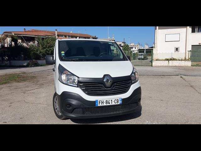RENAULT Trafic 00006506_VO38033579