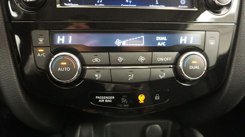 Inside Qashqai  Gris