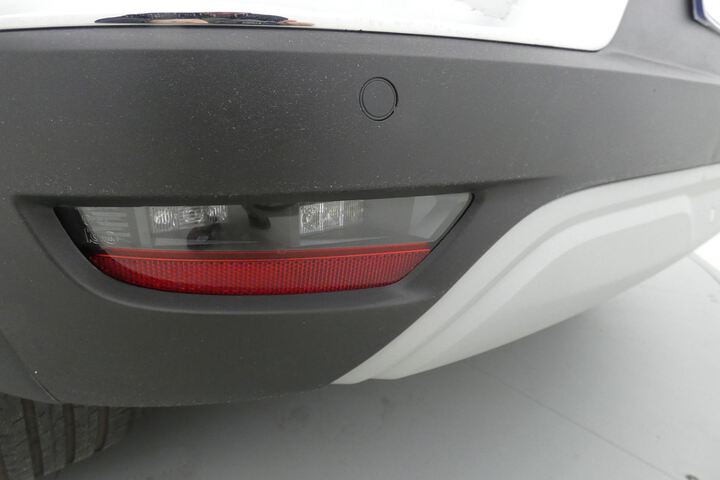 Inside Captur Híbrido  Blanco Nacarado con 