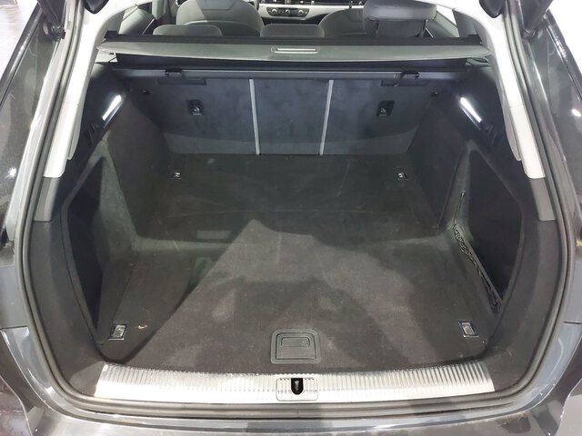 Inside A4 Diesel  Gris