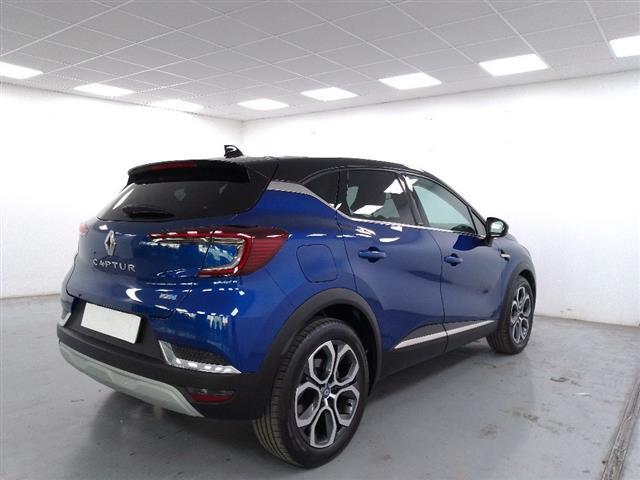 RENAULT Captur 00511810_VO38013054