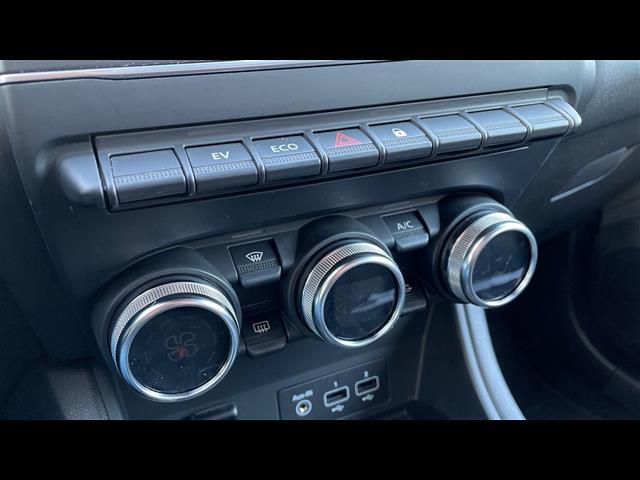 RENAULT Captur II 2019 00427735_VO38023217