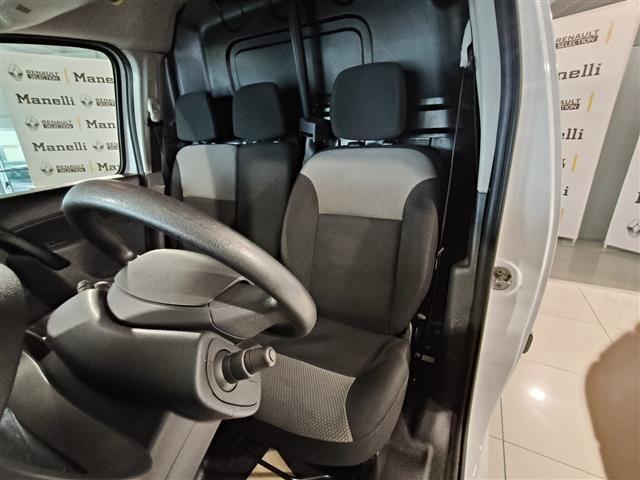 RENAULT kangoo 00014596_VO38013022