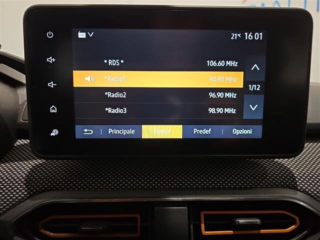 DACIA Sandero 02416024_VO38013170