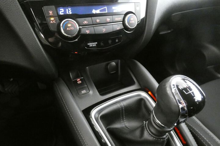 Inside Qashqai  Azul Ultramar