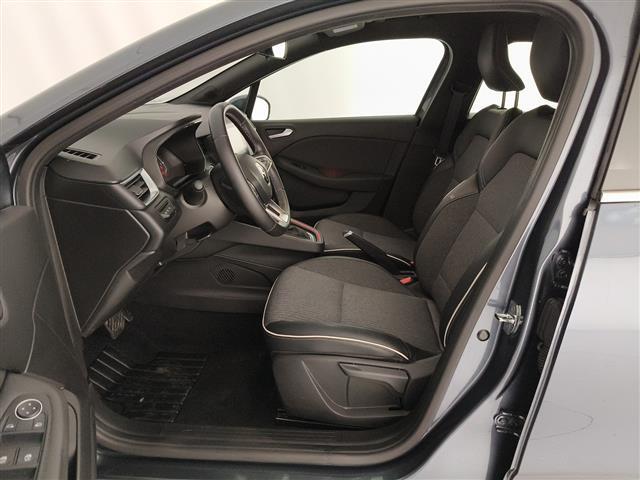 RENAULT Clio 00189496_VO38023507