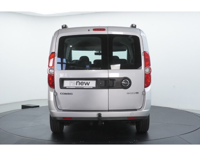 Outside Combo Combi Diesel  Plata