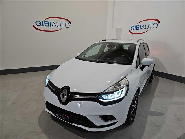 RENAULT Clio Sporter 02415864_VO38013170