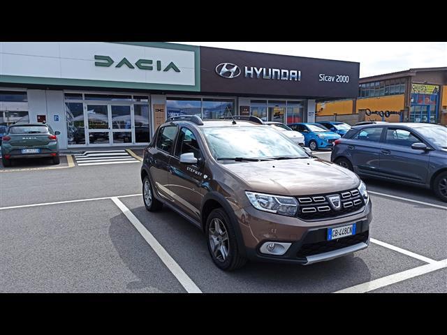 DACIA Sandero 00024006_VO38013404