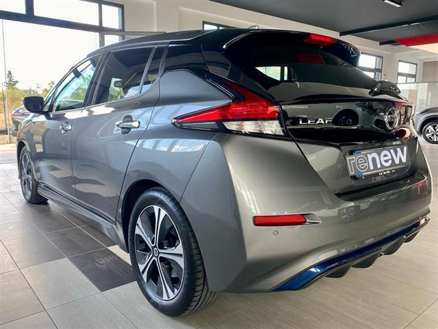 NISSAN Leaf 00784459_VO38013074