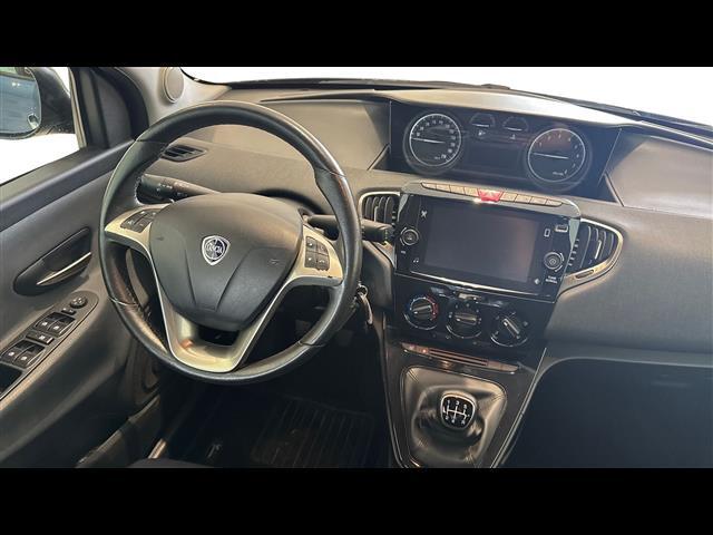 LANCIA Ypsilon III 2021 04998274_VO38013058