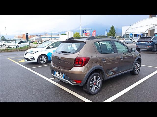 DACIA Sandero  Stepway 00024118_VO38013404