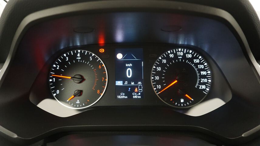 Inside Captur  Gris Highland