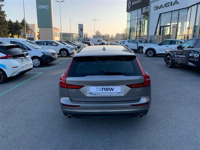 VOLVO V60 II 2019 02614153_VO38013041