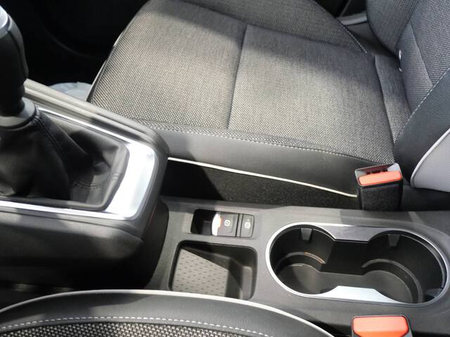 Inside Captur  NEGRO