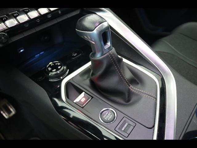 PEUGEOT 3008 00552437_VO38013066