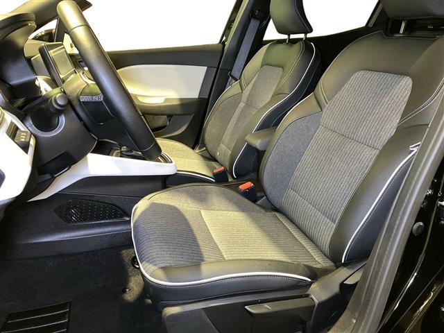 RENAULT Clio V 2019 00985070_VO38023207