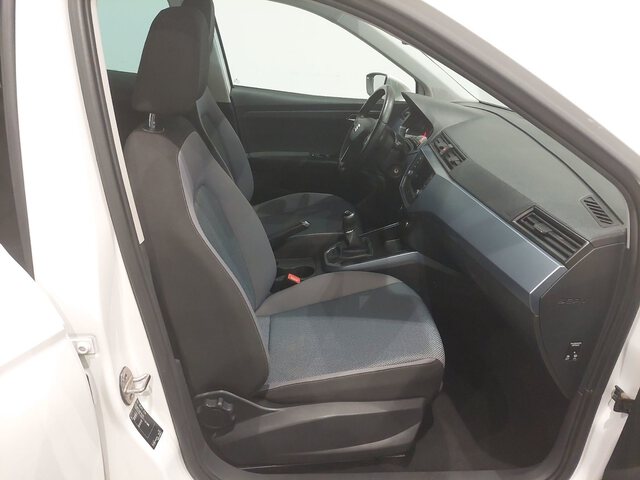 Inside Arona Diesel  Blanco