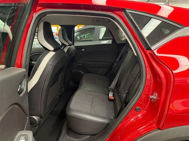 RENAULT Captur 00014643_VO38023184