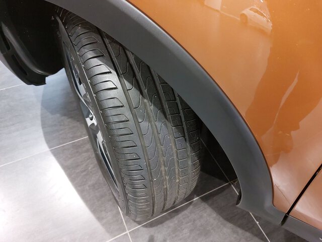 Outside Captur  Naranja Atakama/Tech