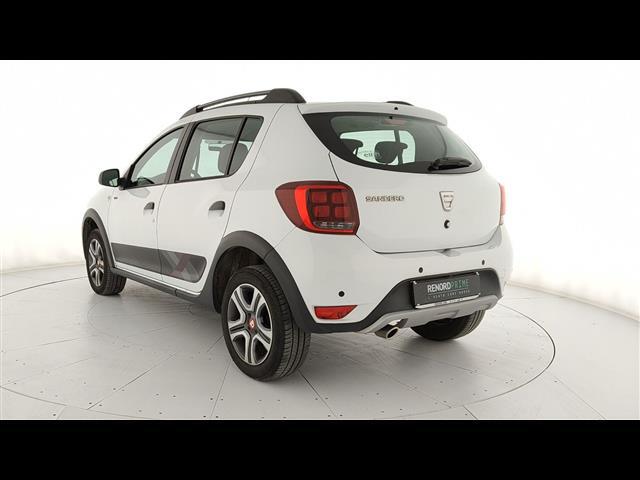 DACIA Sandero 00947763_VO38023732