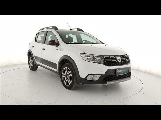 DACIA Sandero 00947763_VO38023732