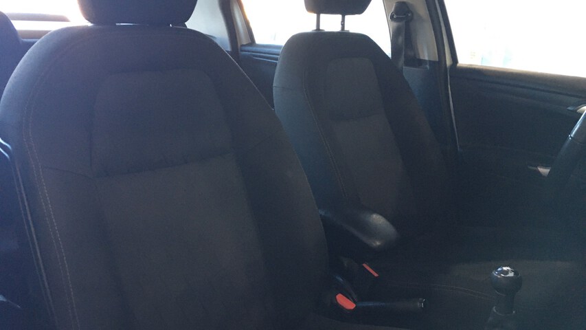 Inside C-Elysée Diesel  Blanco Banquise