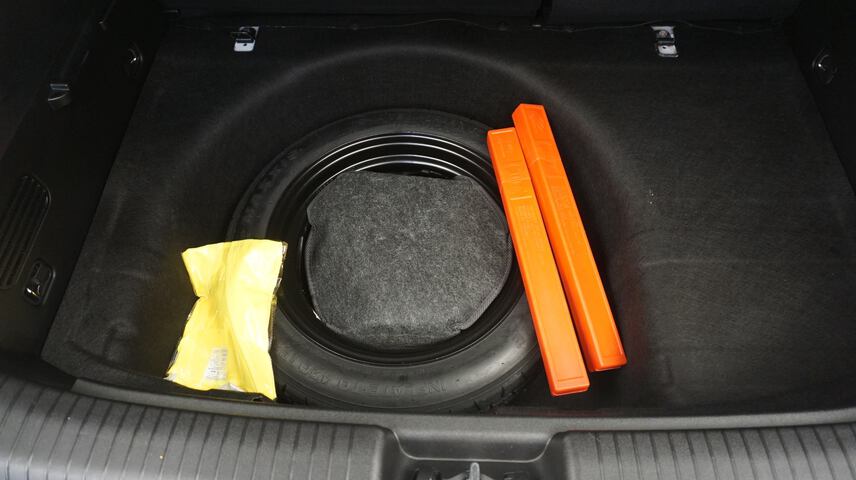 Inside ix20 Diesel  Polar White