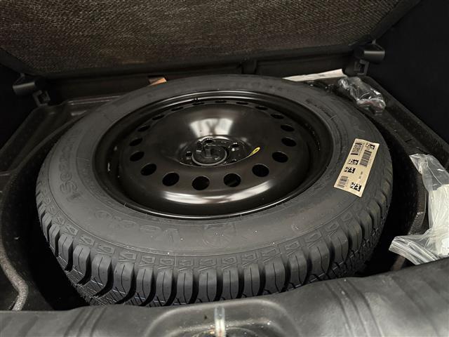 JEEP Compass 00015721_VO38023184