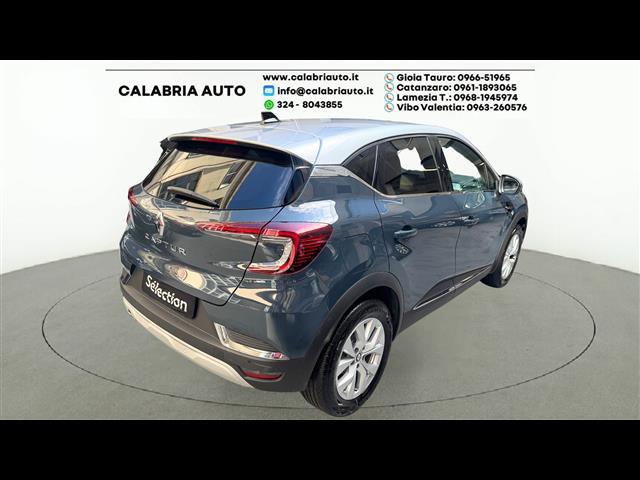 RENAULT Captur 00007064_VO38033579