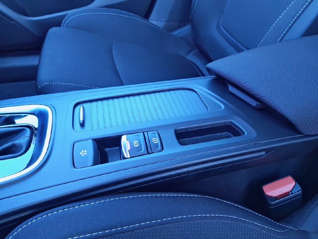 Inside Mégane Híbrido Enchúfable  Gris Titanium