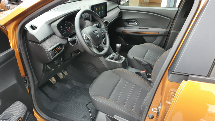 Exterior SANDERO  ALTE CULORI