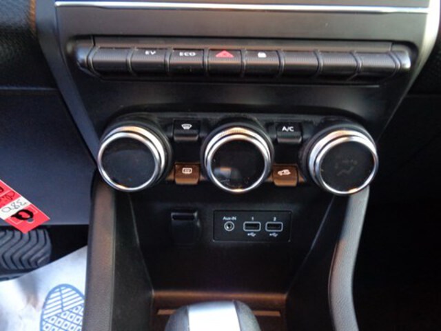 Exterieur Clio E-Tech  grijs