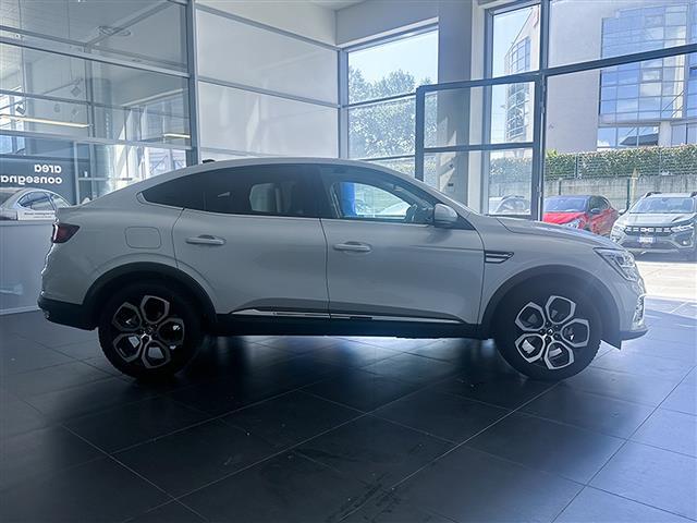 RENAULT Arkana 00094716_VO38013437