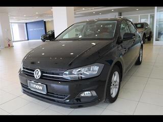 VOLKSWAGEN Polo VI 2017 00552423_VO38013066