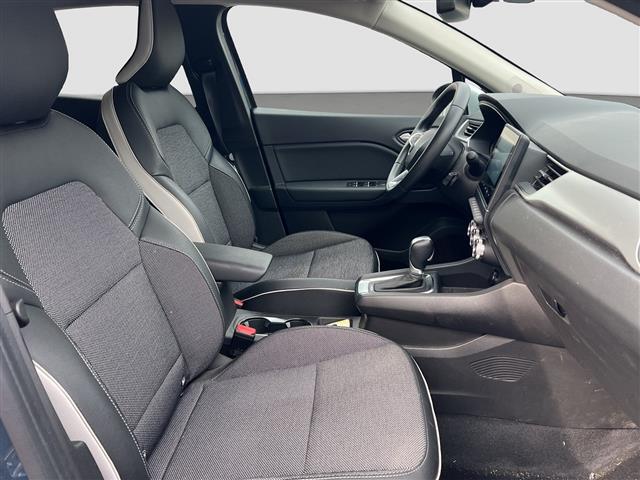 RENAULT Captur 05258148_VO38013034