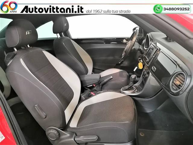 VOLKSWAGEN Maggiolino 2017 00958647_VO38023207