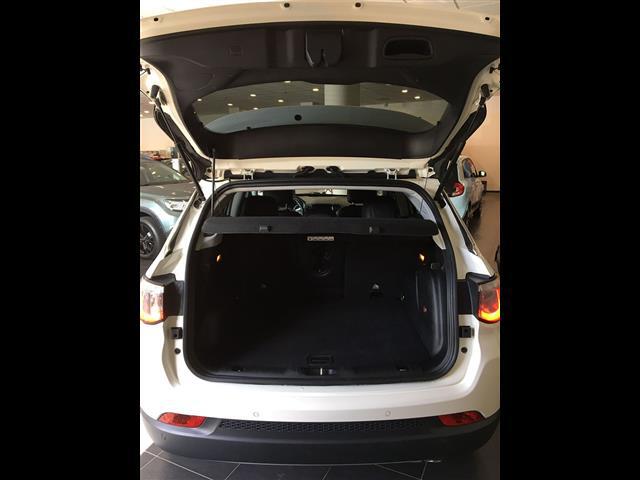 JEEP Compass 00024204_VO38013404