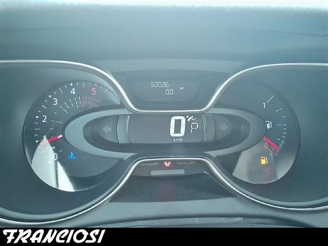RENAULT Captur I 2017 00023359_VO38013018