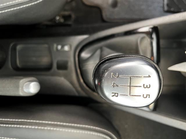 RENAULT Clio Sporter 03214873_VO38043894