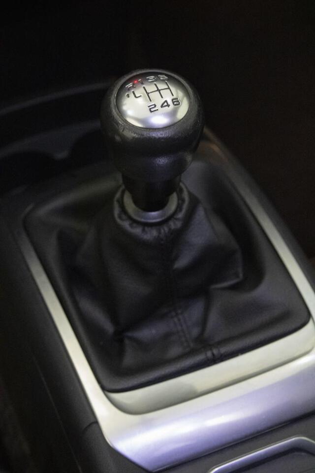 Inside C4 Grand Picasso Diesel  Blanco Banquise