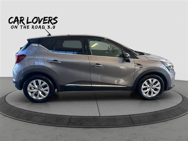 RENAULT Captur 05256882_VO38013034