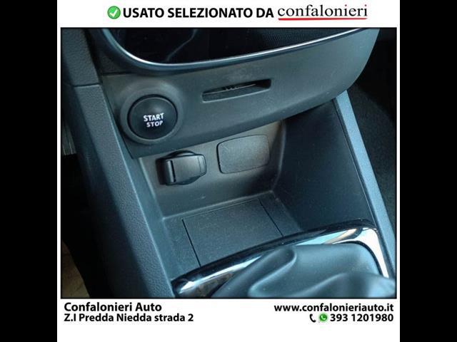 RENAULT Clio 00009488_VO38013165