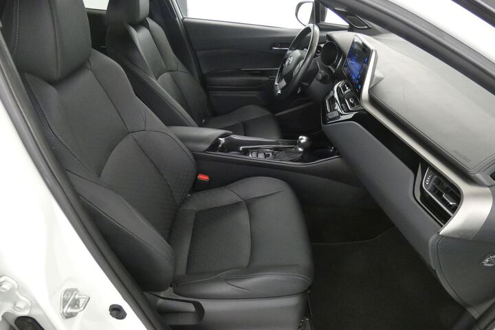 Inside C-HR Híbrido  Blanco Perlado