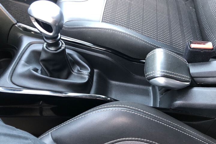 Inside 2008 Diesel  Emerald Crystal